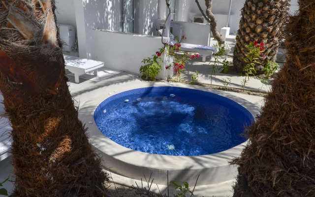 RK Beach Hotel
