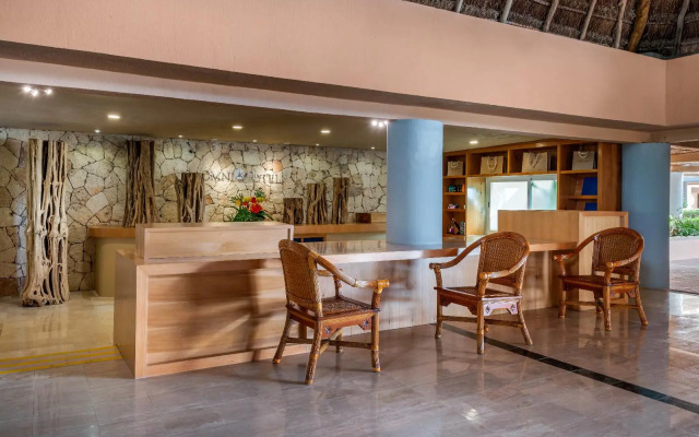 PA Beach Club & Hotel