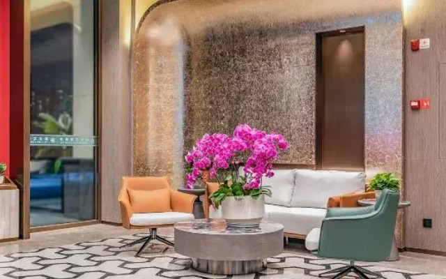 Yulong Garden Hotel