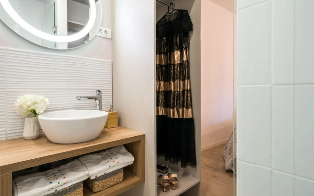 Studio Apartments Petar in old part of town