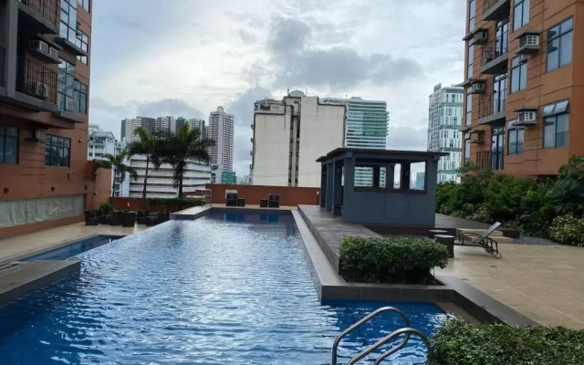 Portovita Tower 2BR 23rd FLR Black Unit W/ Balcony