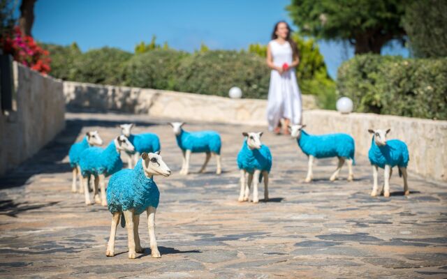 Happy Cretan Suites