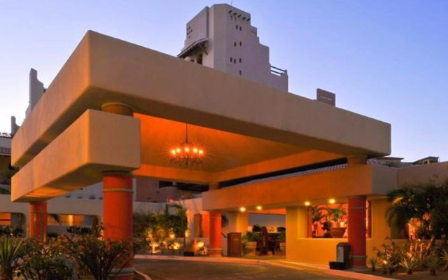 Nicest JR Suite Studio IN Cabo Downtown Marina, Cabo San Lucas