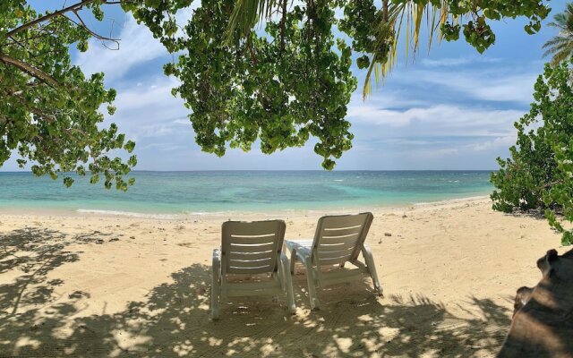 Dhamana Beach