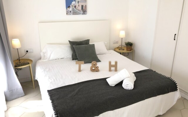 T&H Novelty 115 Family Apartment Salou