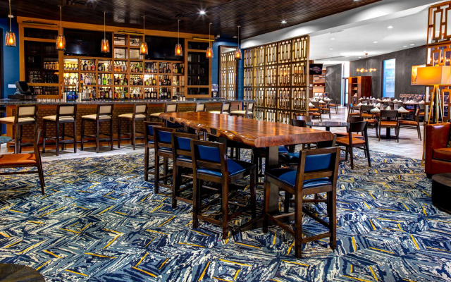 DoubleTree by Hilton Hotel Arlington DFW South