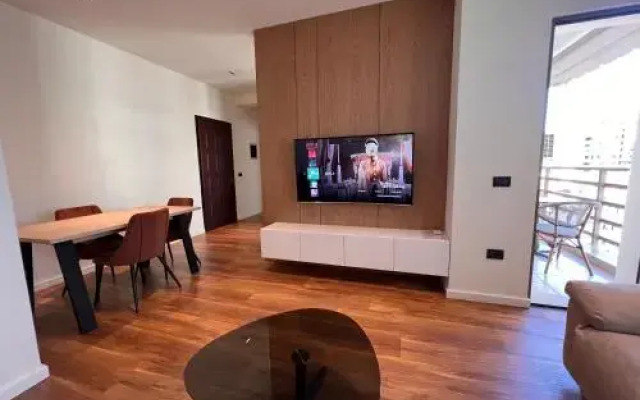Skanderbeg Square Deluxe 1