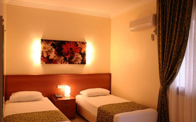 Lord Hotel