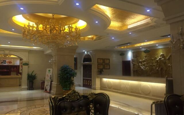 Vienna Hotel Guangzhou Tonghe Subway Station