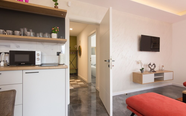 Deluxe Feliciano Apartments
