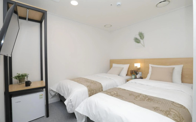Line Hotel Myeongdong