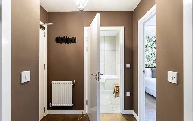 Spacious and Trendy Shoreditch Flat