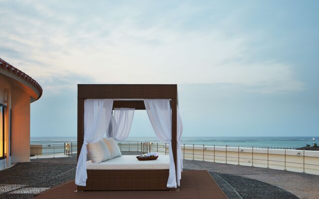 Sheraton Okinawa Sunmarina Resort