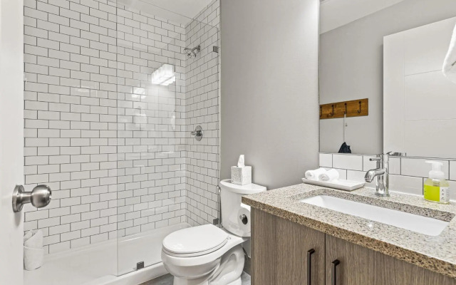 Basecamp Lodge Canmore