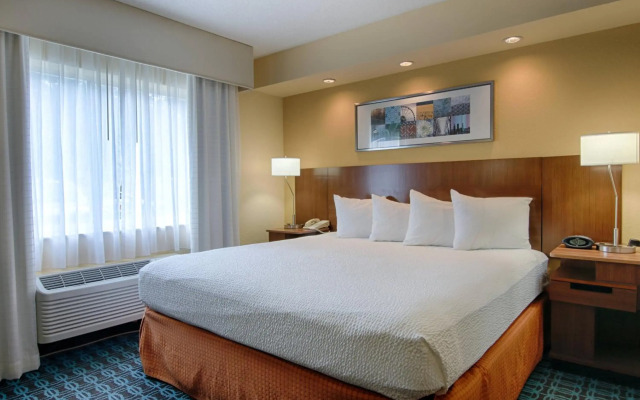 Fairfield Inn & Suites Jacksonville Airport