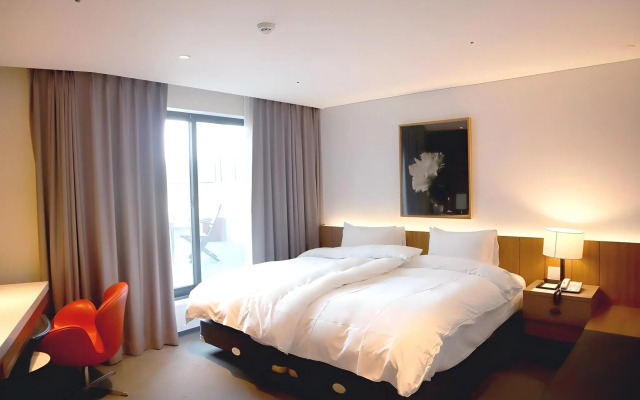 Eden Paradise Hotel