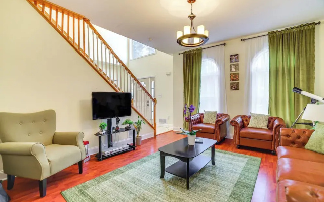 Pet-friendly Tobyhanna Escape Near Hiking & Skiing