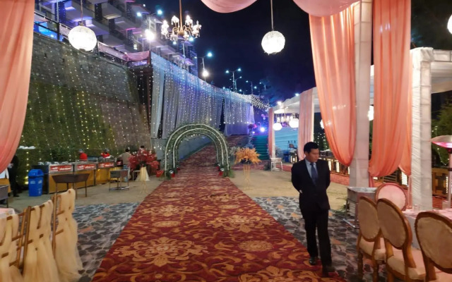 Wood Creek Resort & Spa Kasauli