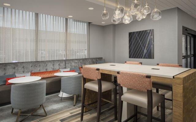 Hampton Inn Boston Logan Airport Chelsea