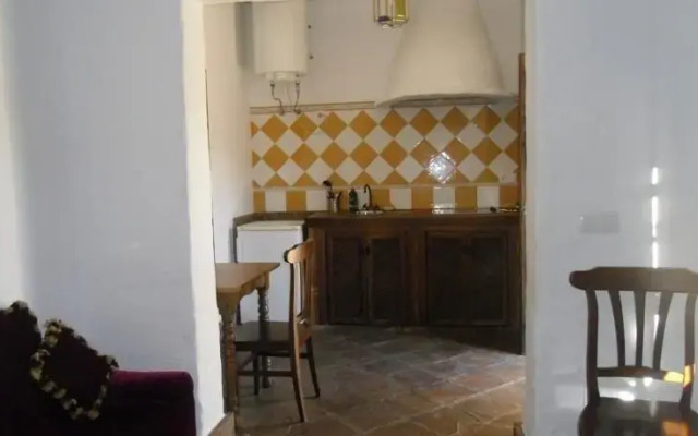 Almachar Apartahotel