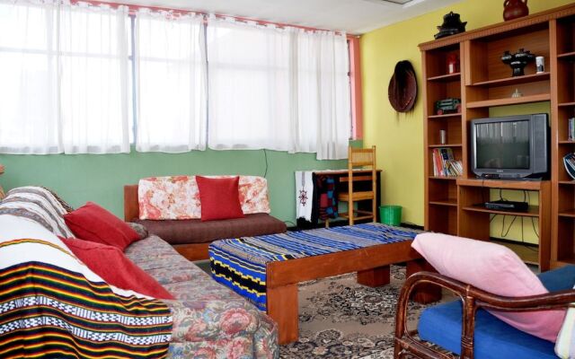 Family Cozy Bed & Breakfast