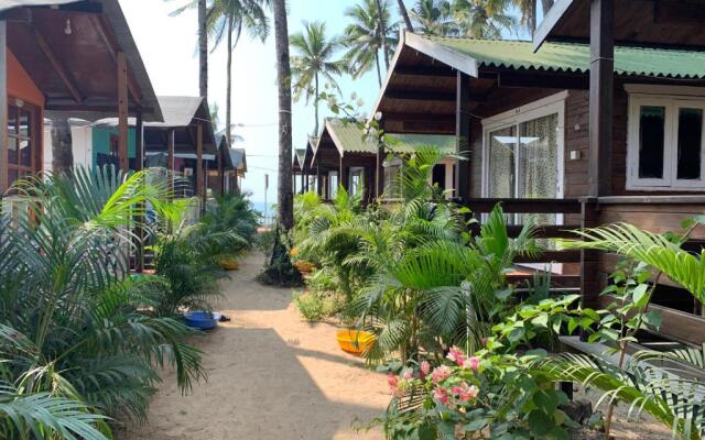 Roundcube Beach Bungalows