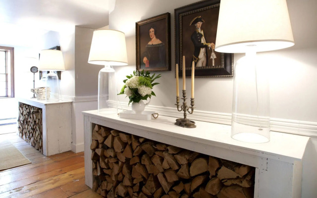 Eben House