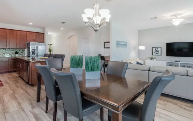 4741 Kings Castle Circle