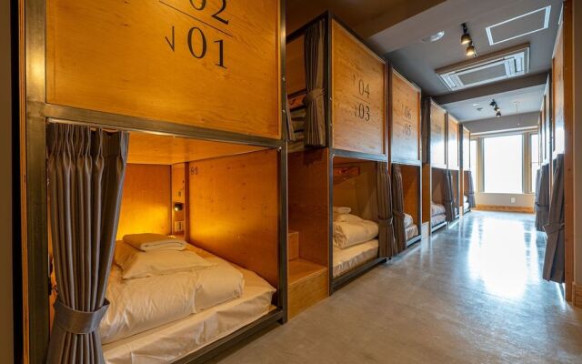 Wise Owl Hostels Kyoto