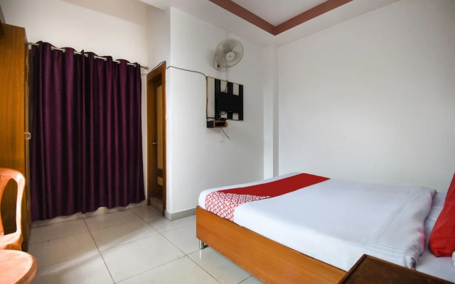 Ayush Home Stay by OYO Rooms