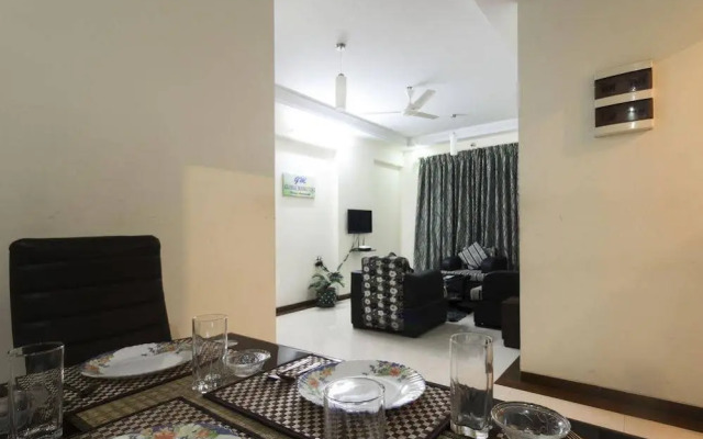 OYO Apartments Link Road Malad
