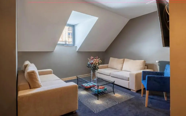 Madame Vacances Hôtel les Cimes