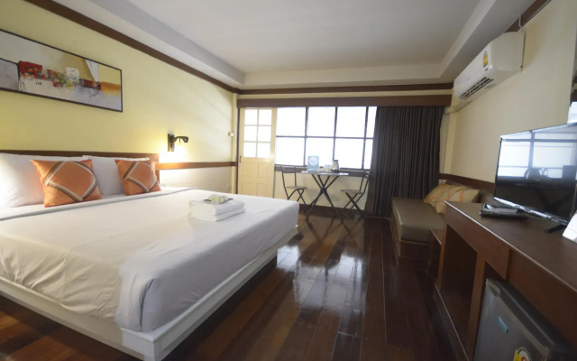 iRest Ao Nang Seafront