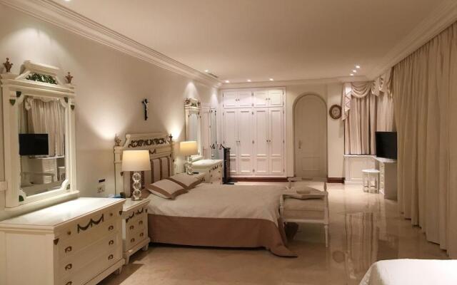 Luxury Villa Puerto Banus