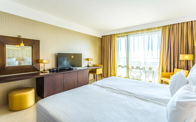 Barceló Royal Beach – All Inclusive