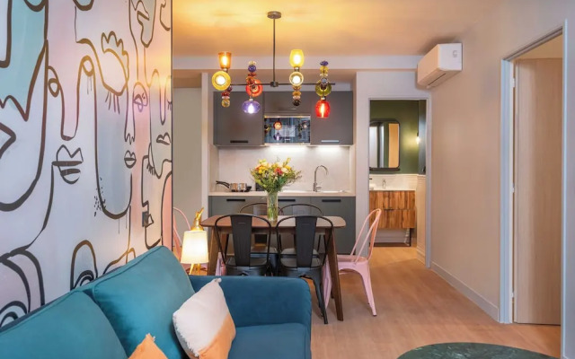 West Paris Suite