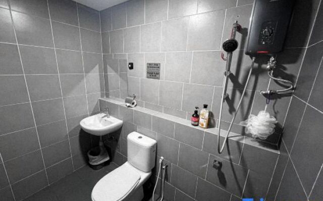 Serdang, Near Mrt & Apu & Pavilion BJ, 1-6Pax