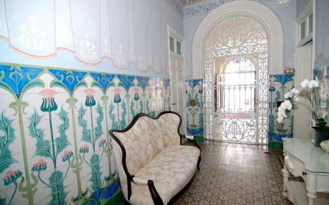 La Casa Noble