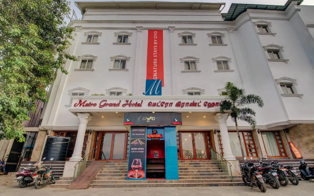 Metro Grand Hotel