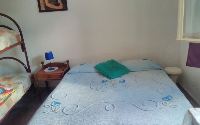 Room-large Triple Room for max 3 People