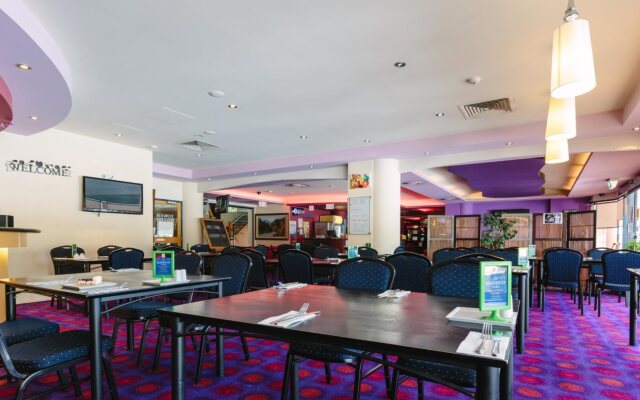 Springwood Tower Apartment Hotel