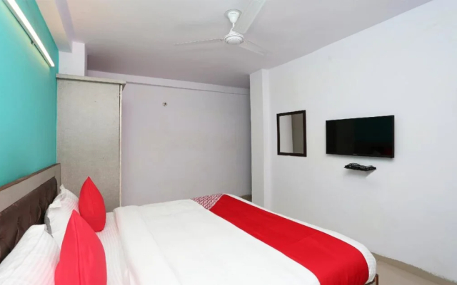 Acclaim By OYO Rooms