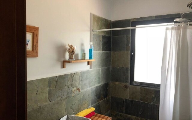 Villa With 5 Bedrooms in Maello, With Private Pool and Enclosed Garden