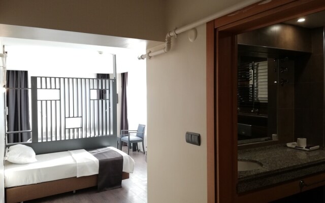 Simisso Hotel