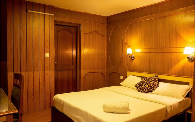 Nag Pukhu Guest House