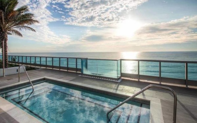 Suite Life Miami at The Monte Carlo