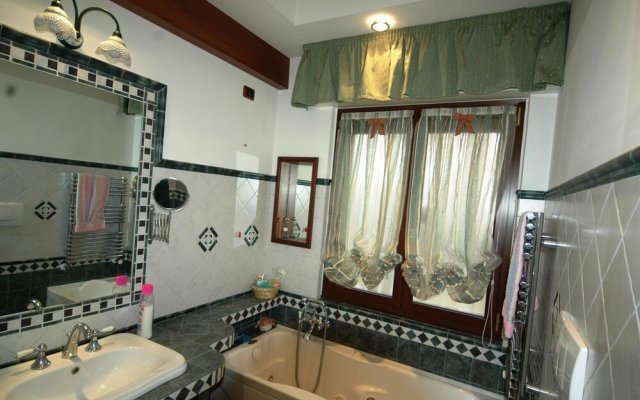 "roma Chic House - Luxury Apartment 1 People for Business/studio"