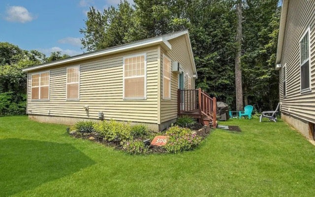 Sweet Beach Retreat 2 Bedroom Home