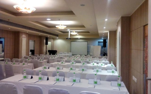 Sarovar Portico Naraina Delhi