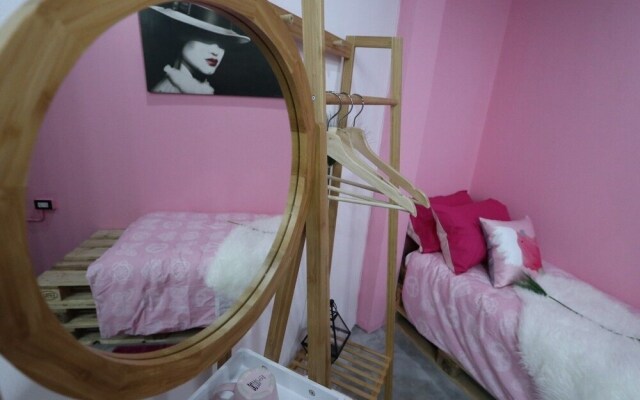 The Platform 3/4 Poshtel